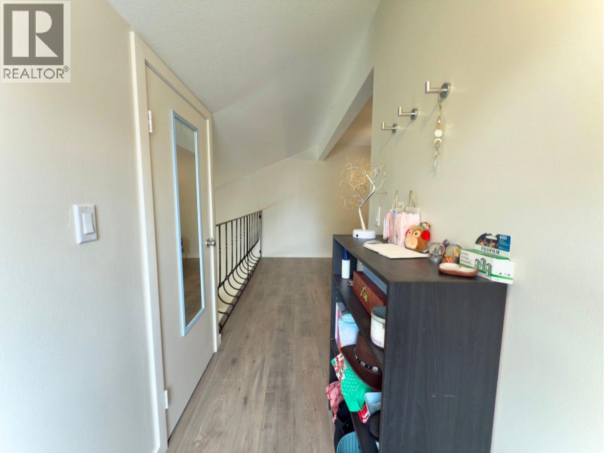 202 3155 Gordon Drive, Kelowna