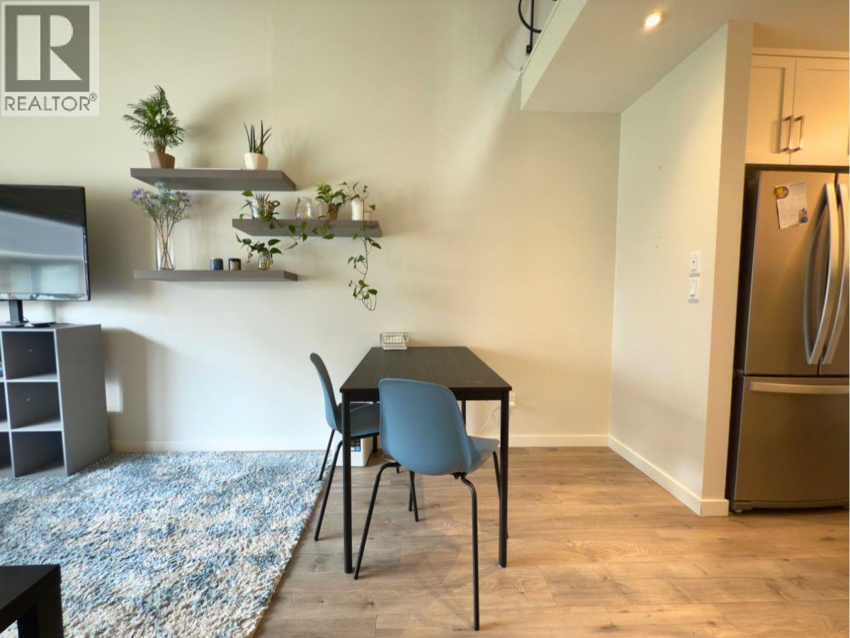 202 3155 Gordon Drive, Kelowna