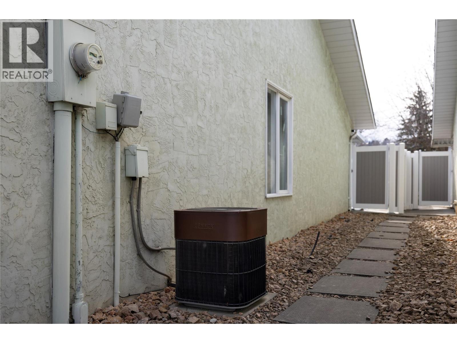 16 3900 27 Avenue, Vernon
