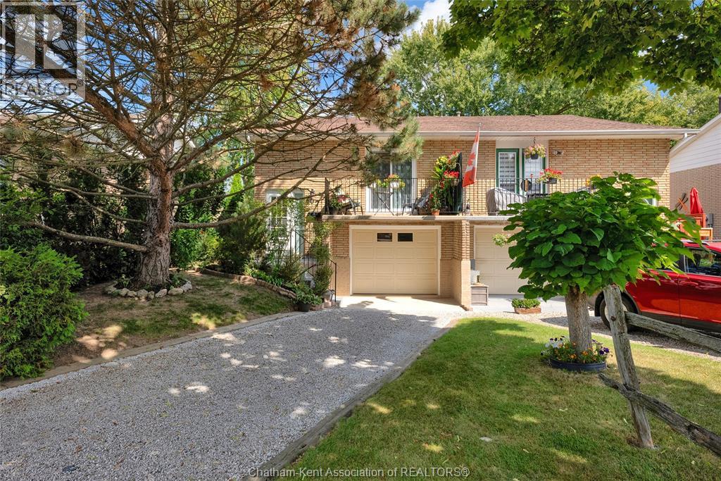 207 Coverdale STREET