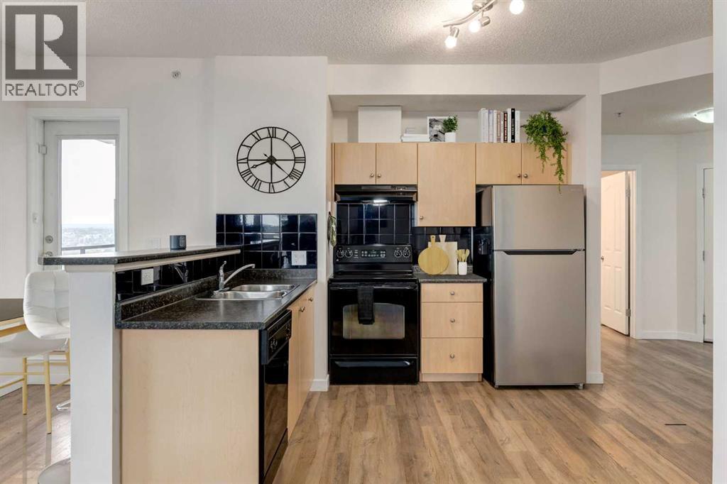 Single Family House for Sale in    Street SW Beltline Calgary 
