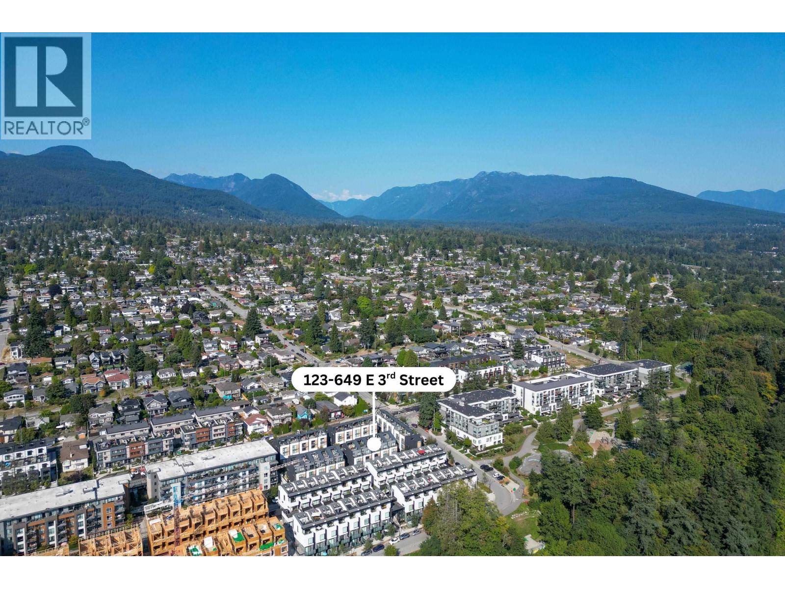 123 649 E 3RD STREET, North Vancouver