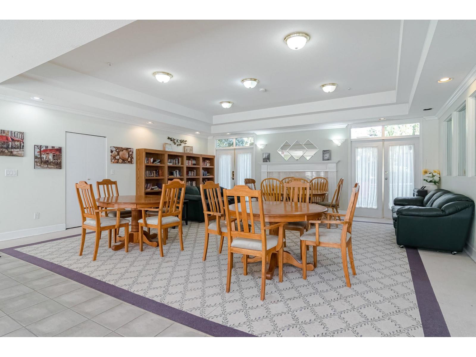 74 9025 216 STREET, Langley