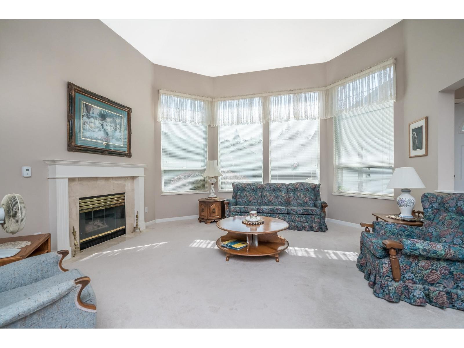 74 9025 216 STREET, Langley