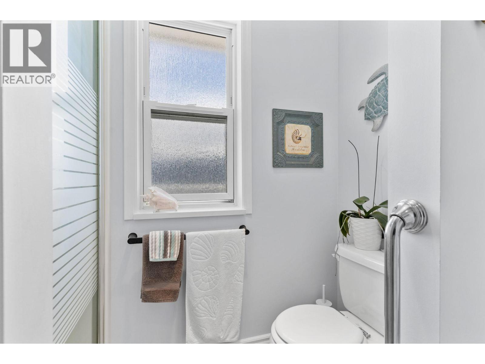  5227 Trepanier Bench Road, Peachland
