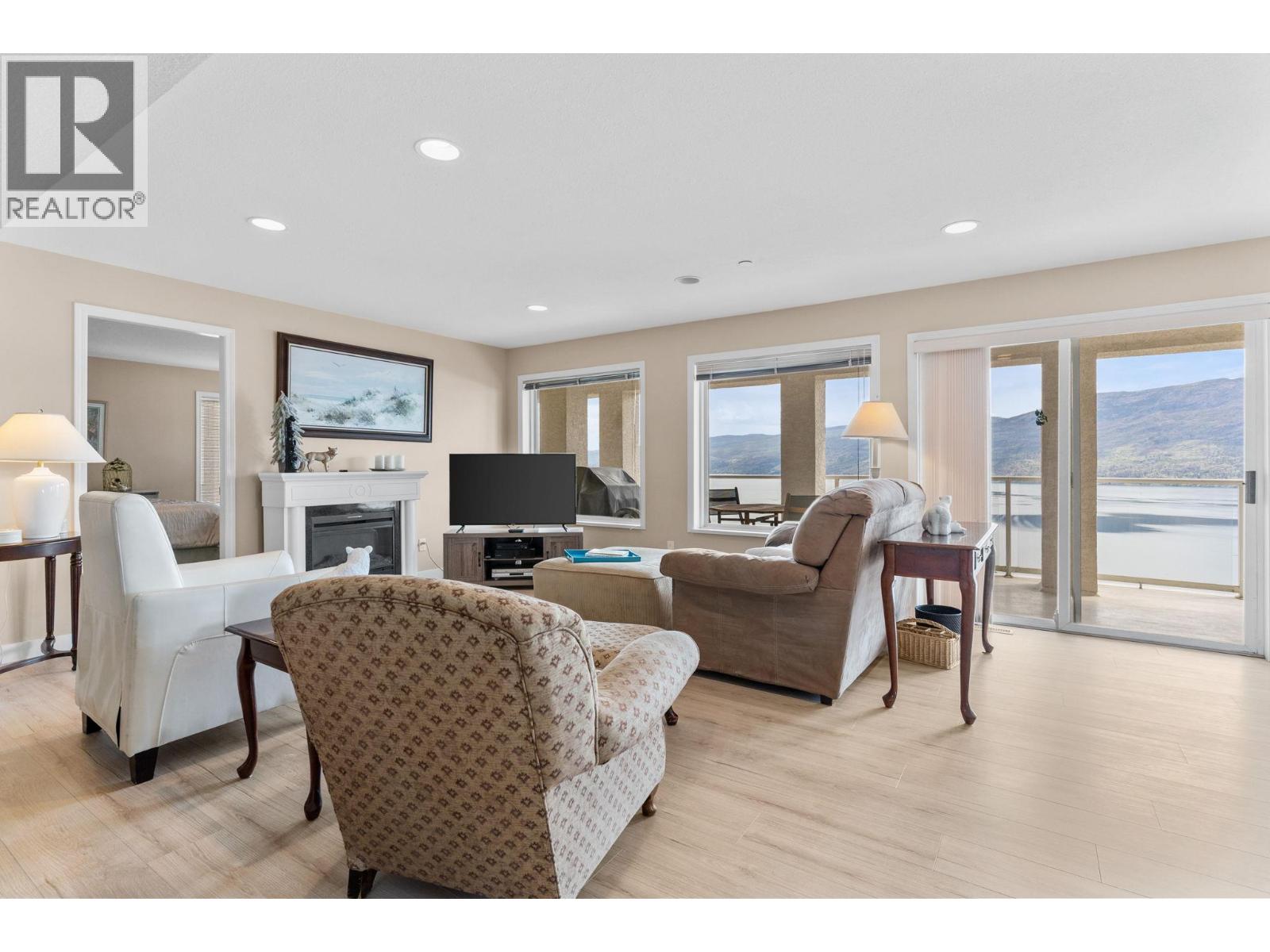  5227 Trepanier Bench Road, Peachland