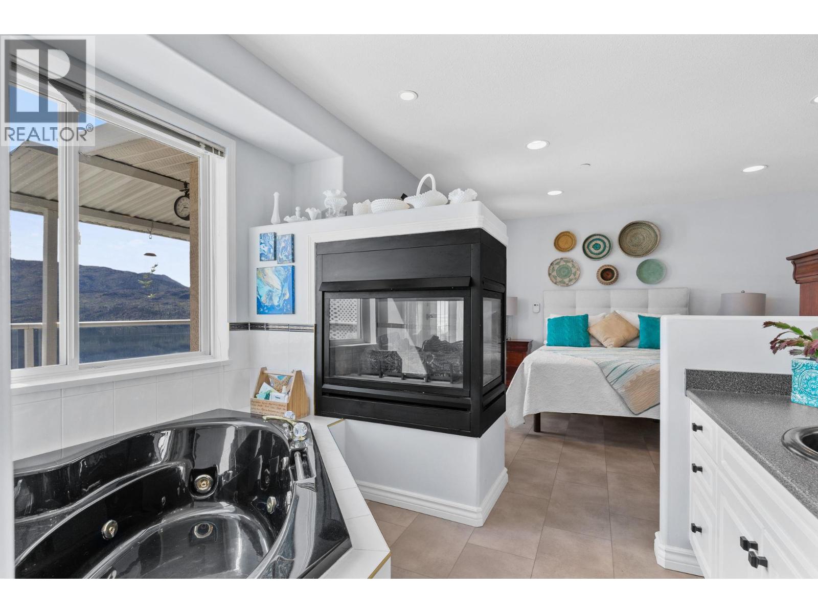  5227 Trepanier Bench Road, Peachland