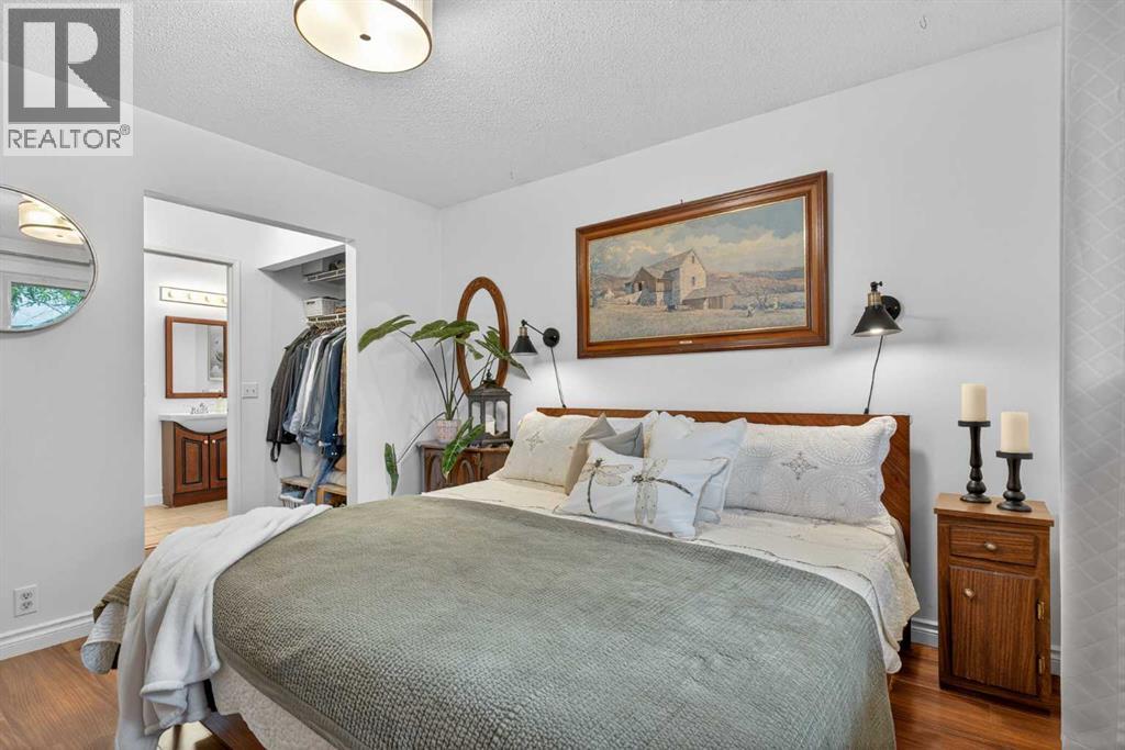 Single Family House Bungalow for Sale in  Ranchview Road NW Ranchlands Calgary 