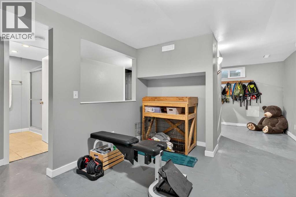 Single Family House Bungalow for Sale in  Ranchview Road NW Ranchlands Calgary 