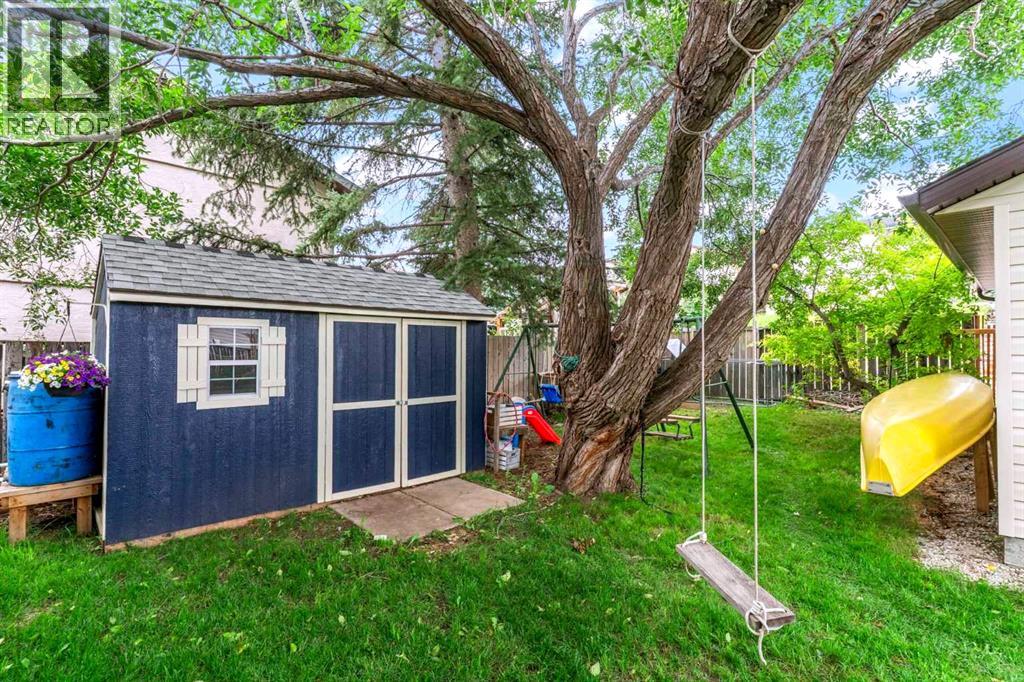Single Family House Bungalow for Sale in  Ranchview Road NW Ranchlands Calgary 