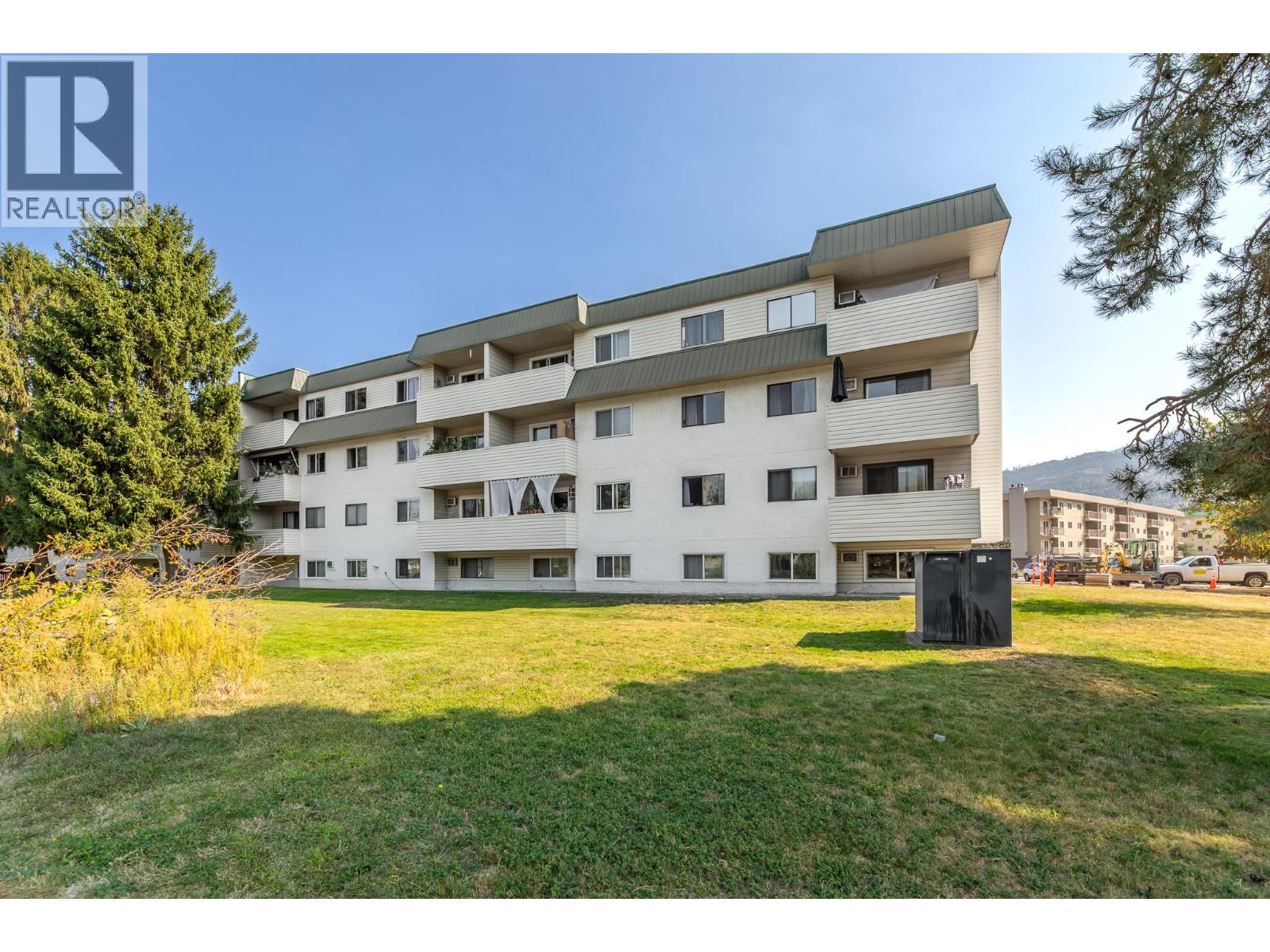 #313-150 Skaha Place, Penticton