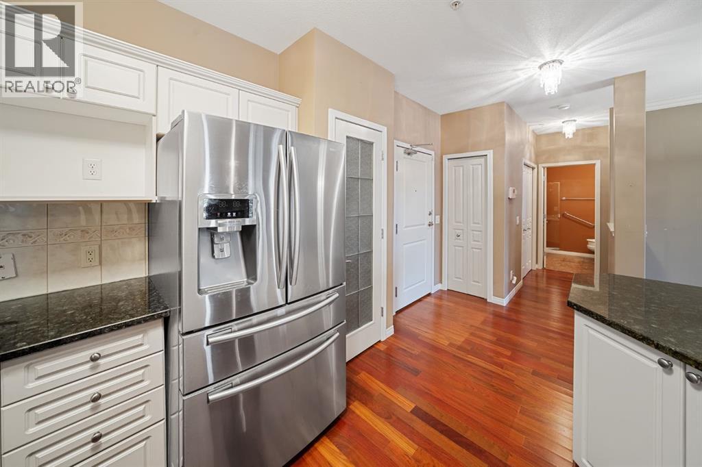 Single Family House for Sale in   Lake Fraser Court SE Lake Bonavista Calgary 