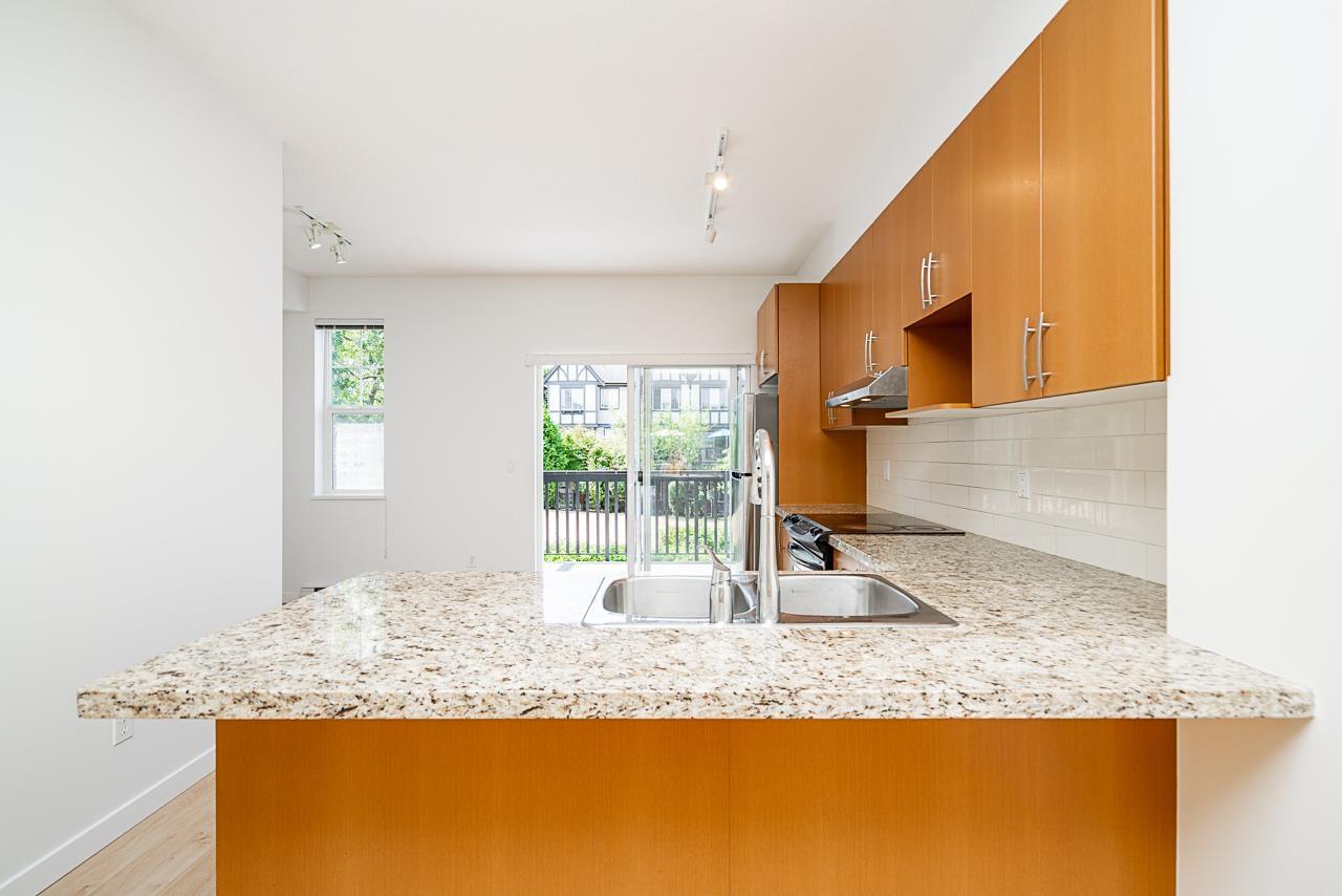 #19-8385 DELSOM, Delta