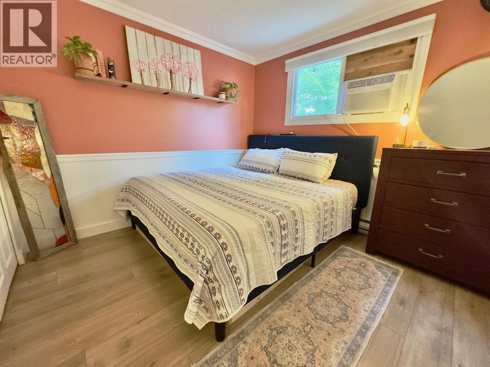 1150 MCPHERSON Place, Penticton