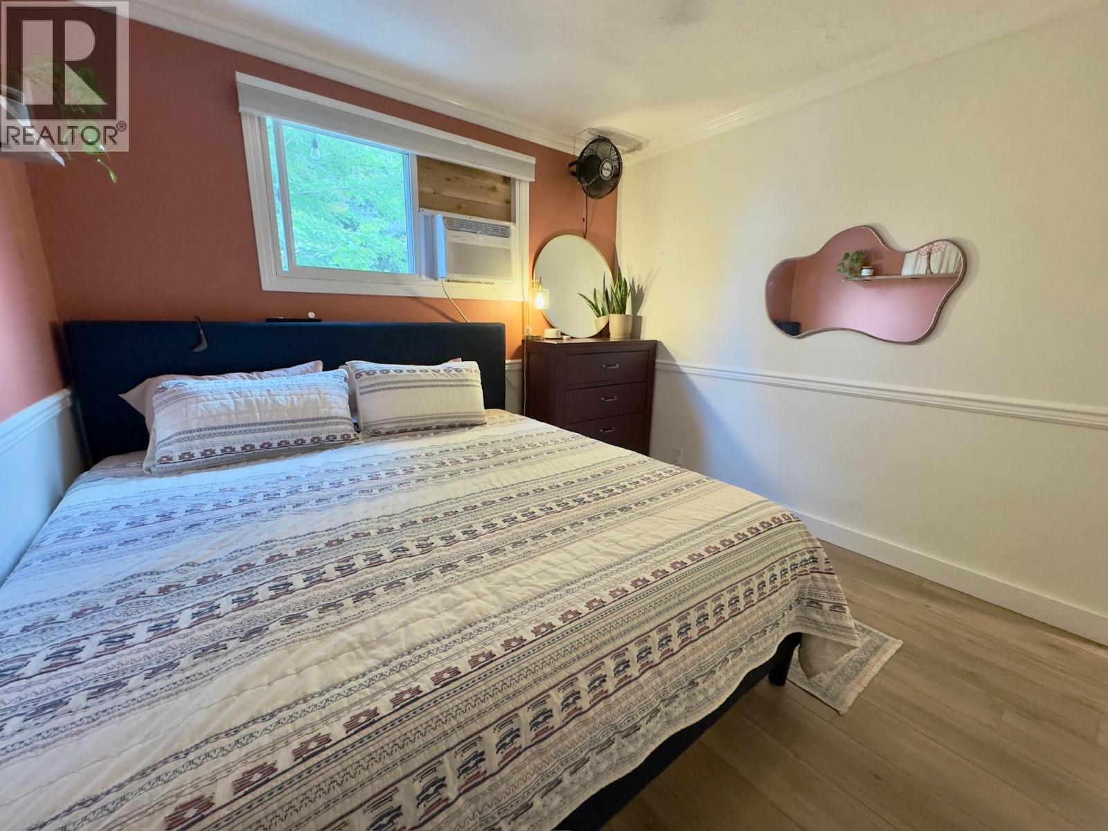 1150 MCPHERSON Place, Penticton