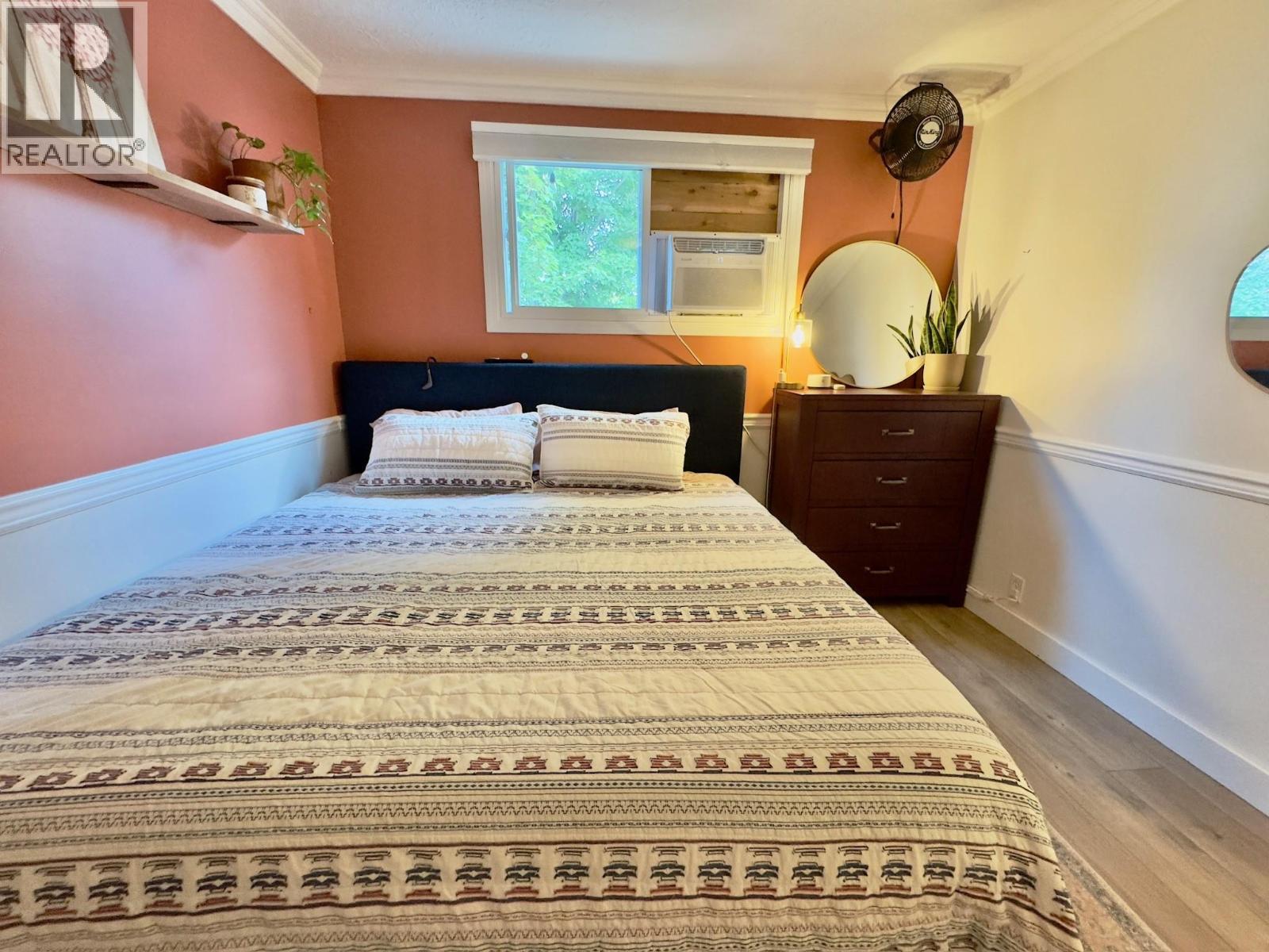 1150 MCPHERSON Place, Penticton