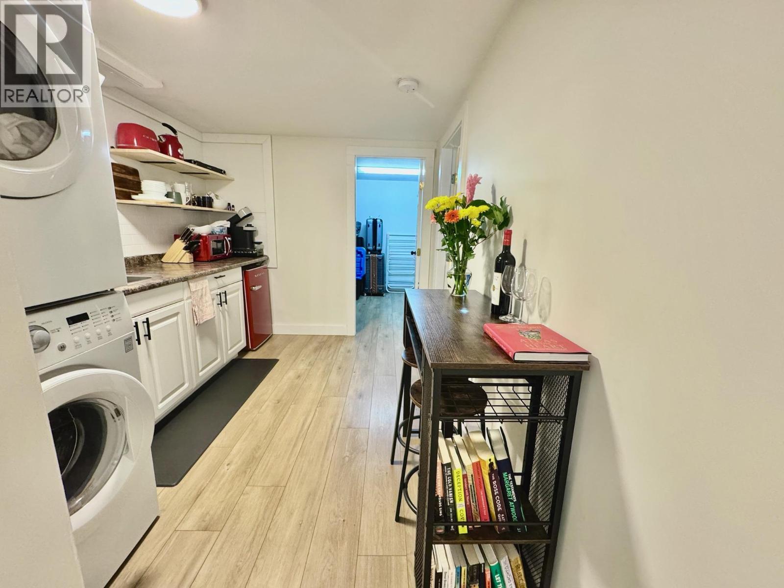 1150 MCPHERSON Place, Penticton