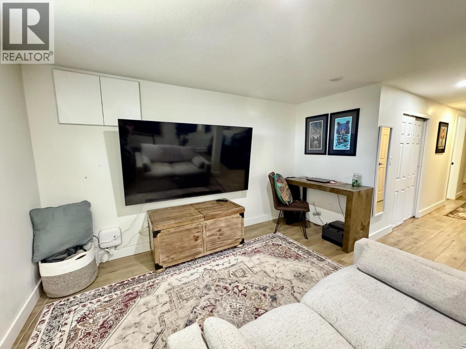 1150 MCPHERSON Place, Penticton
