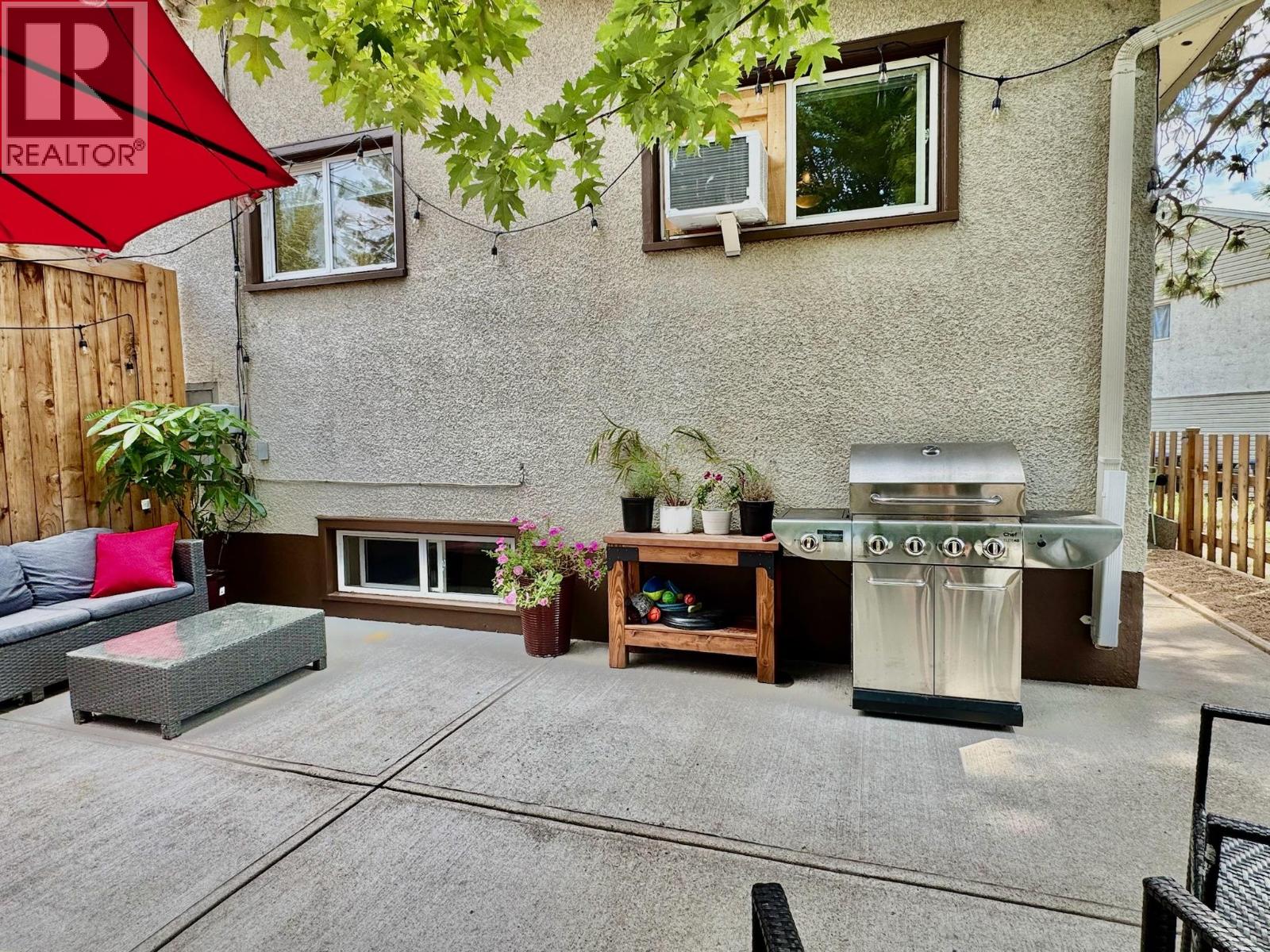 1150 MCPHERSON Place, Penticton