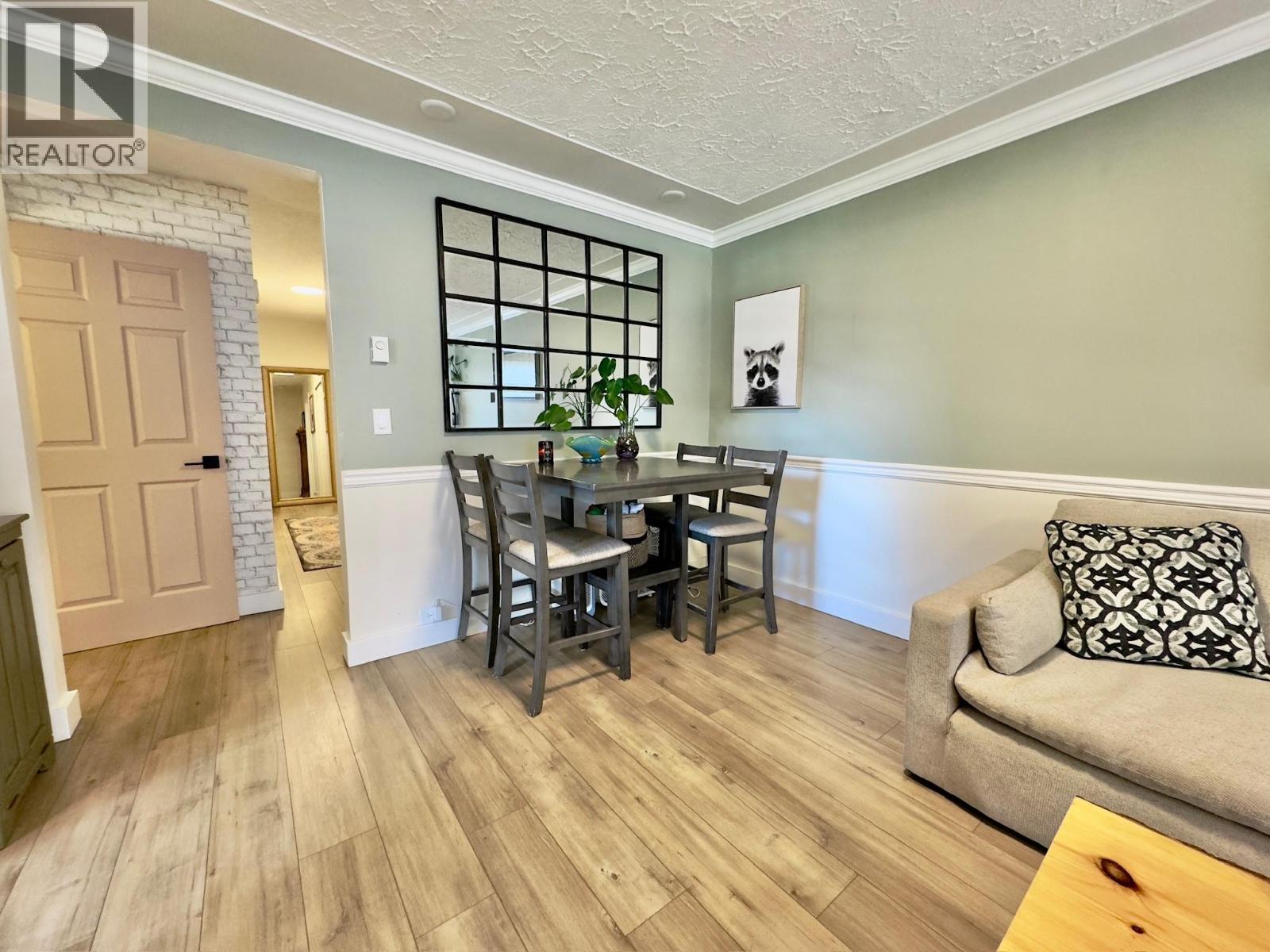 1150 MCPHERSON Place, Penticton