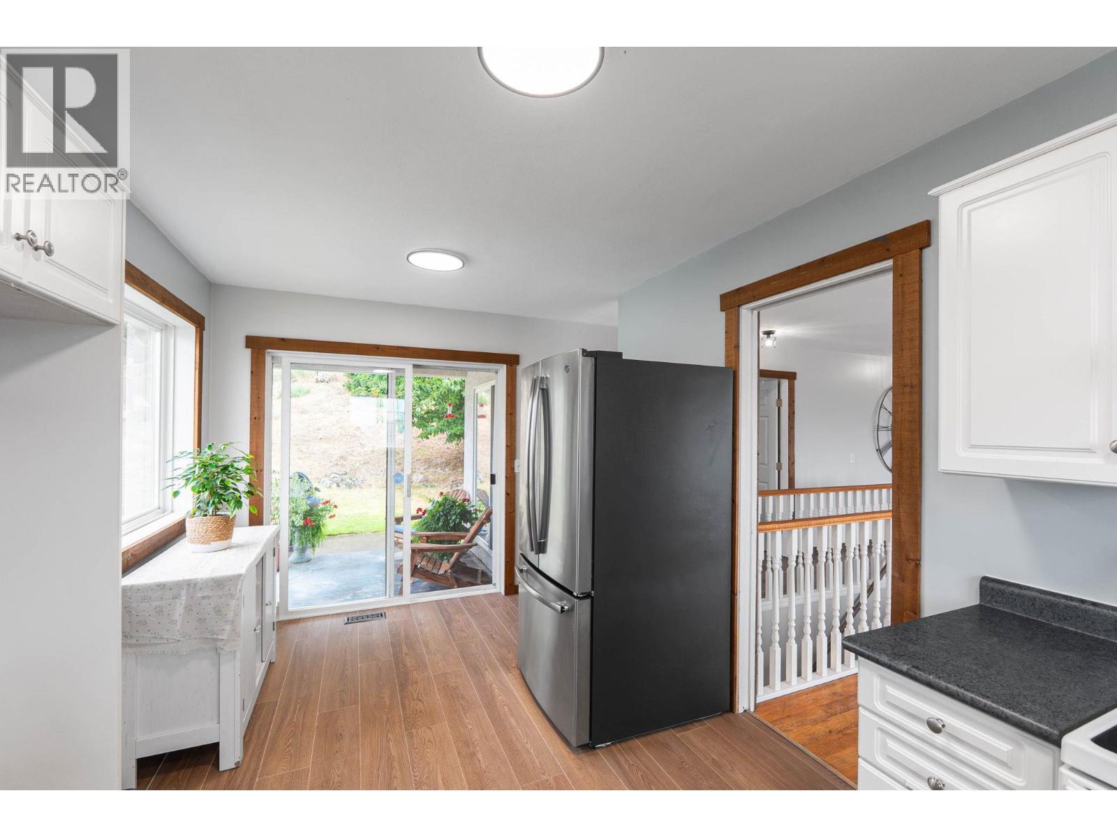 3052 Ensign Way, West Kelowna