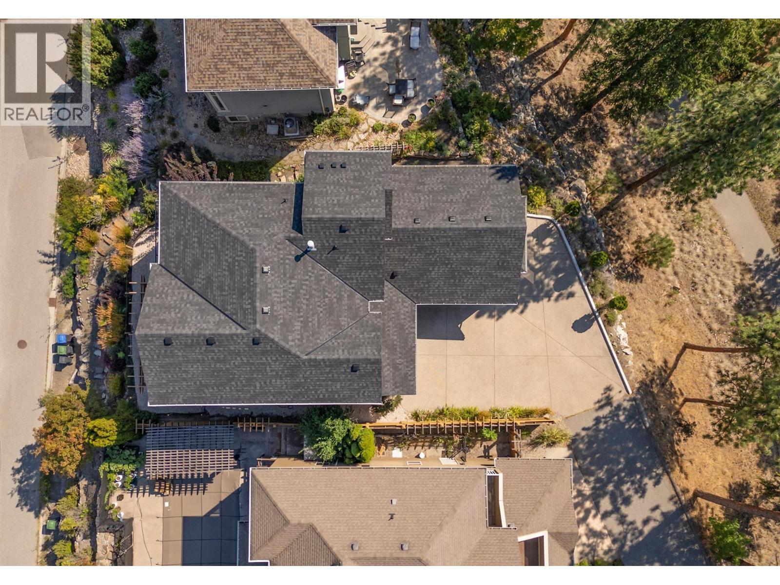  755 South Crest Drive, Kelowna