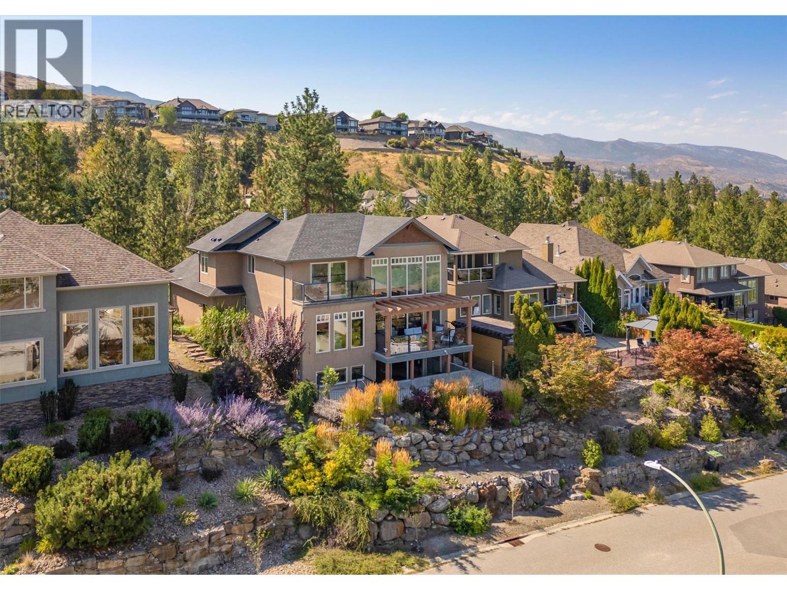  755 South Crest Drive, Kelowna