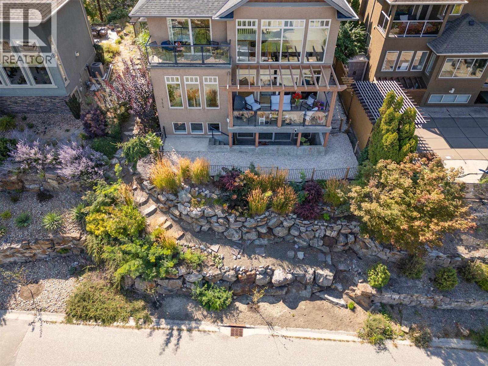  755 South Crest Drive, Kelowna