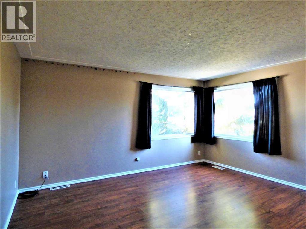 10322 104 Avenue, Lac La Biche