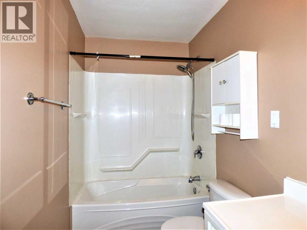 10322 104 Avenue, Lac La Biche