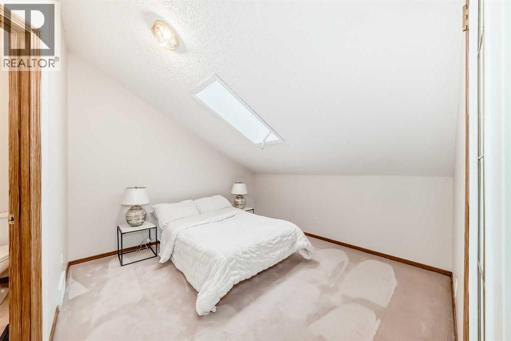 Single Family House for Sale in  Somervale Point SW Somerset Calgary 