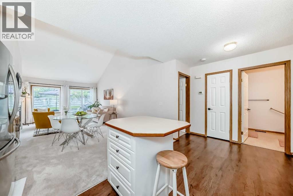 Single Family House for Sale in  Somervale Point SW Somerset Calgary 