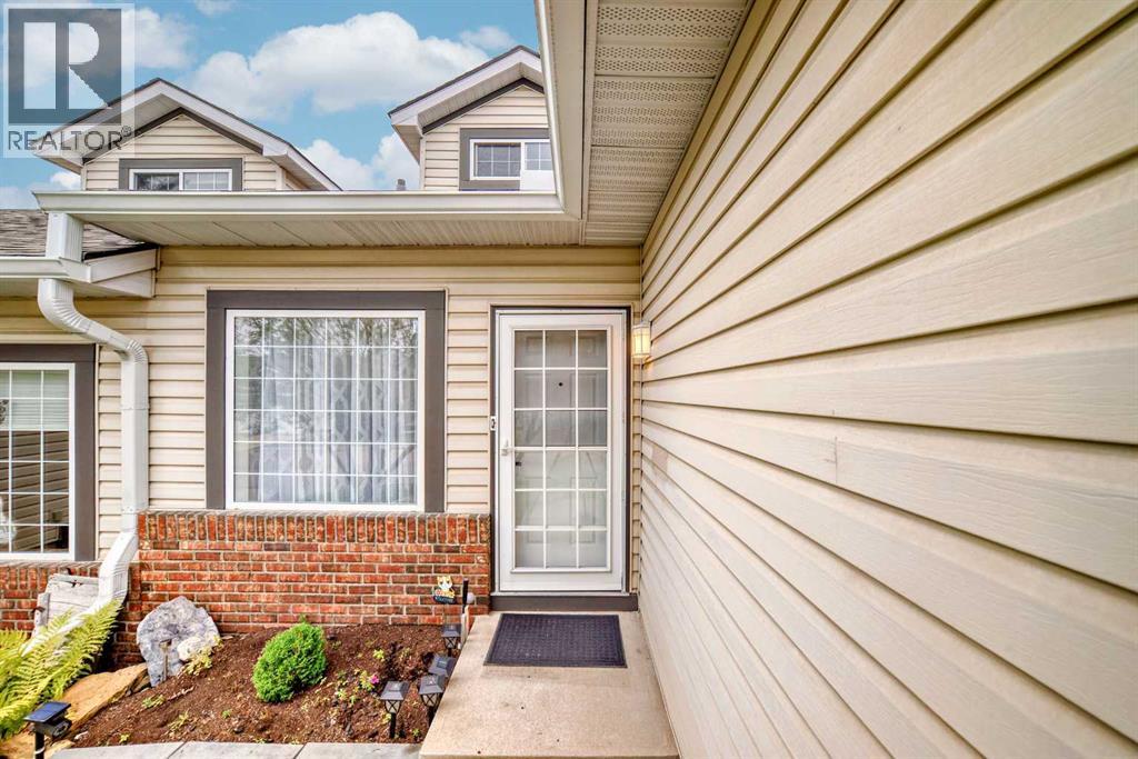 Single Family House for Sale in  Somervale Point SW Somerset Calgary 