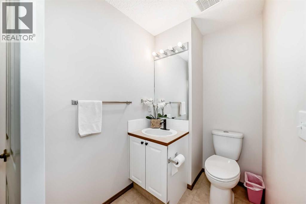 Single Family House for Sale in  Somervale Point SW Somerset Calgary 