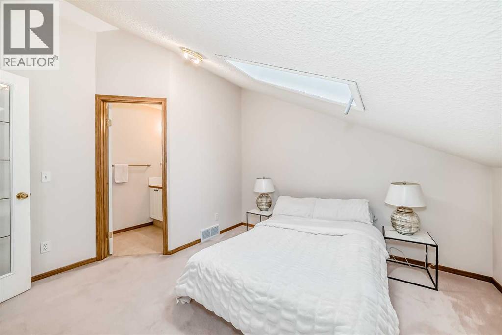 Single Family House for Sale in  Somervale Point SW Somerset Calgary 