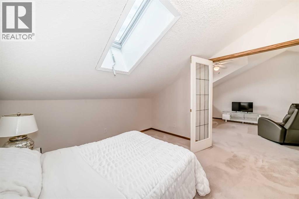 Single Family House for Sale in  Somervale Point SW Somerset Calgary 