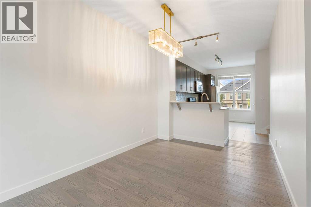 Single Family House for Sale in  Sherwood Row NW Sherwood Calgary 