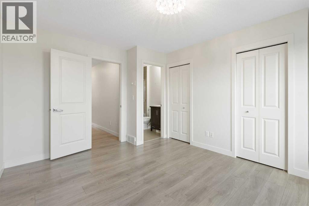 Single Family House for Sale in  Sherwood Row NW Sherwood Calgary 