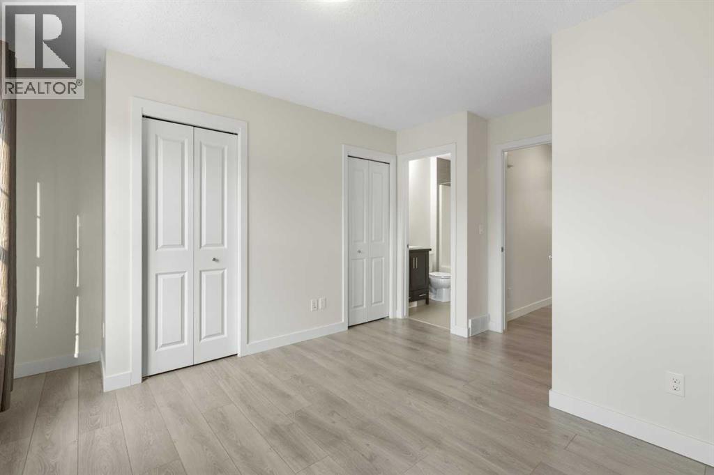 Single Family House for Sale in  Sherwood Row NW Sherwood Calgary 