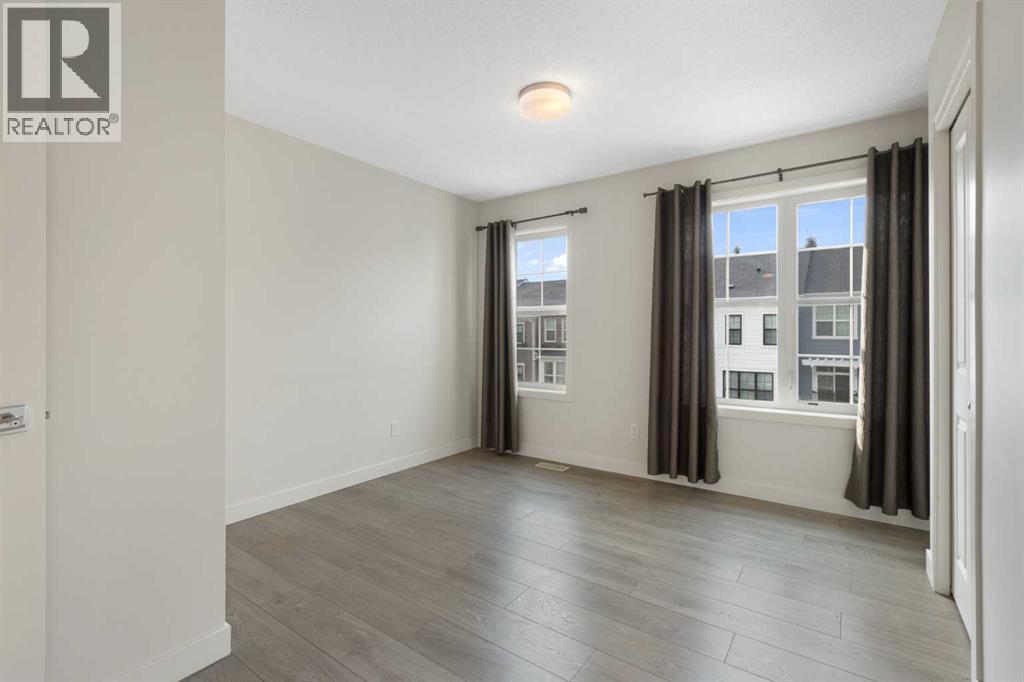 Single Family House for Sale in  Sherwood Row NW Sherwood Calgary 