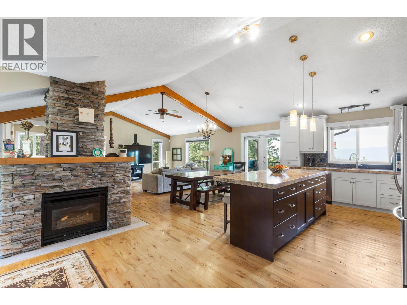  4444 June Springs Road, Kelowna