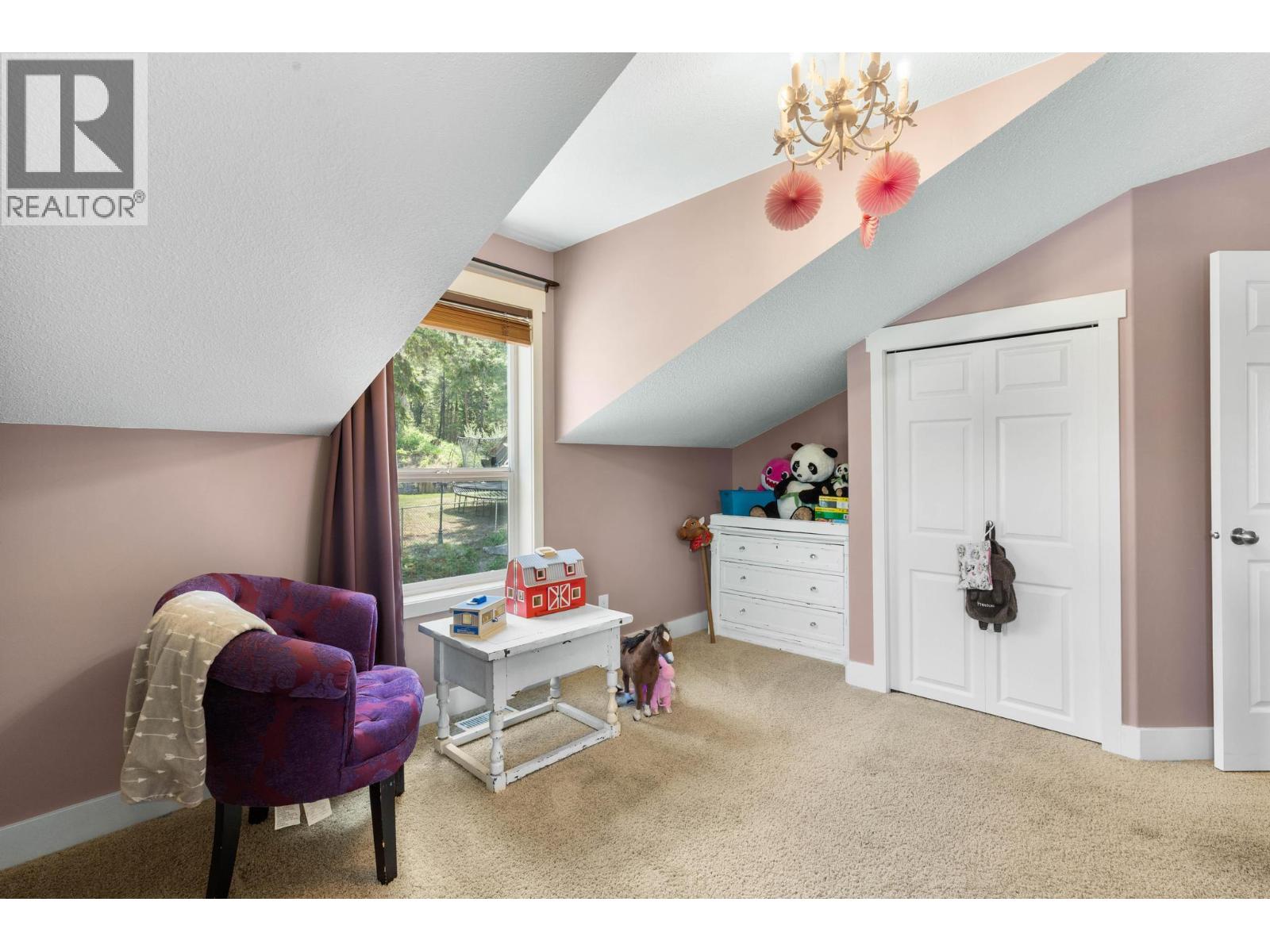  4444 June Springs Road, Kelowna