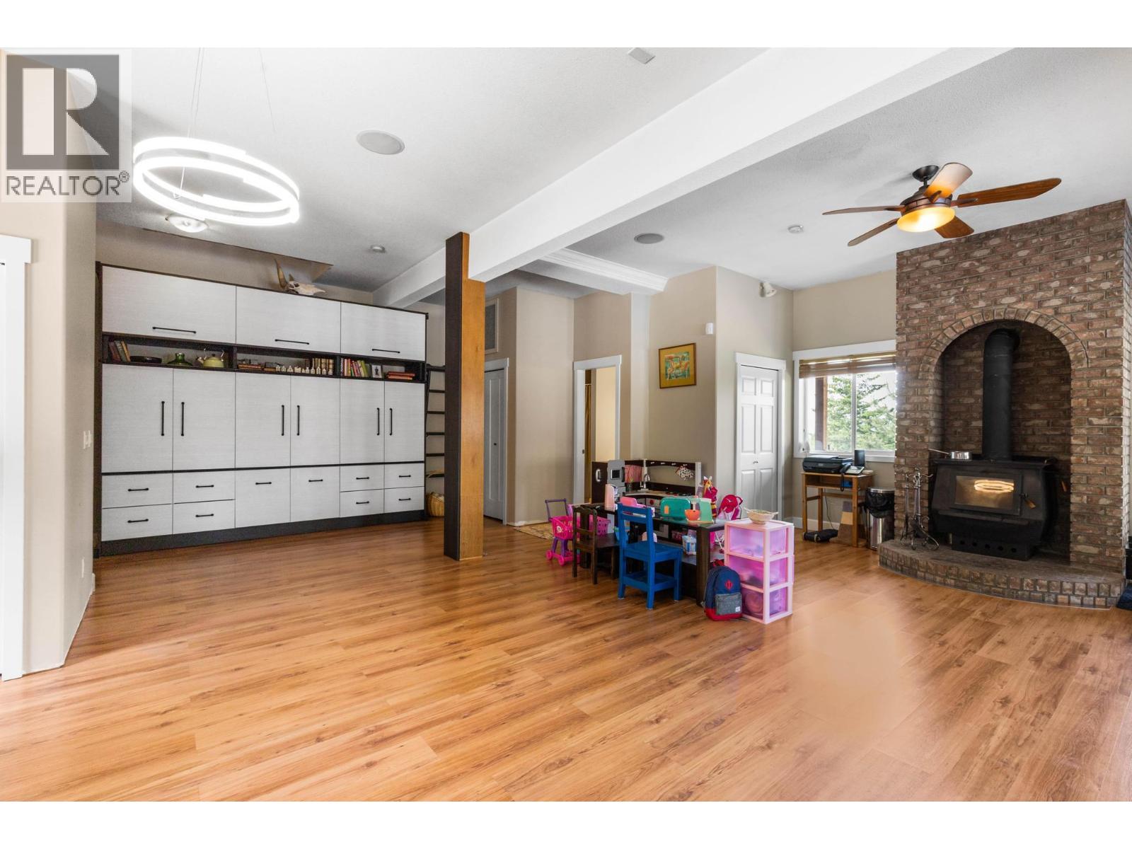  4444 June Springs Road, Kelowna