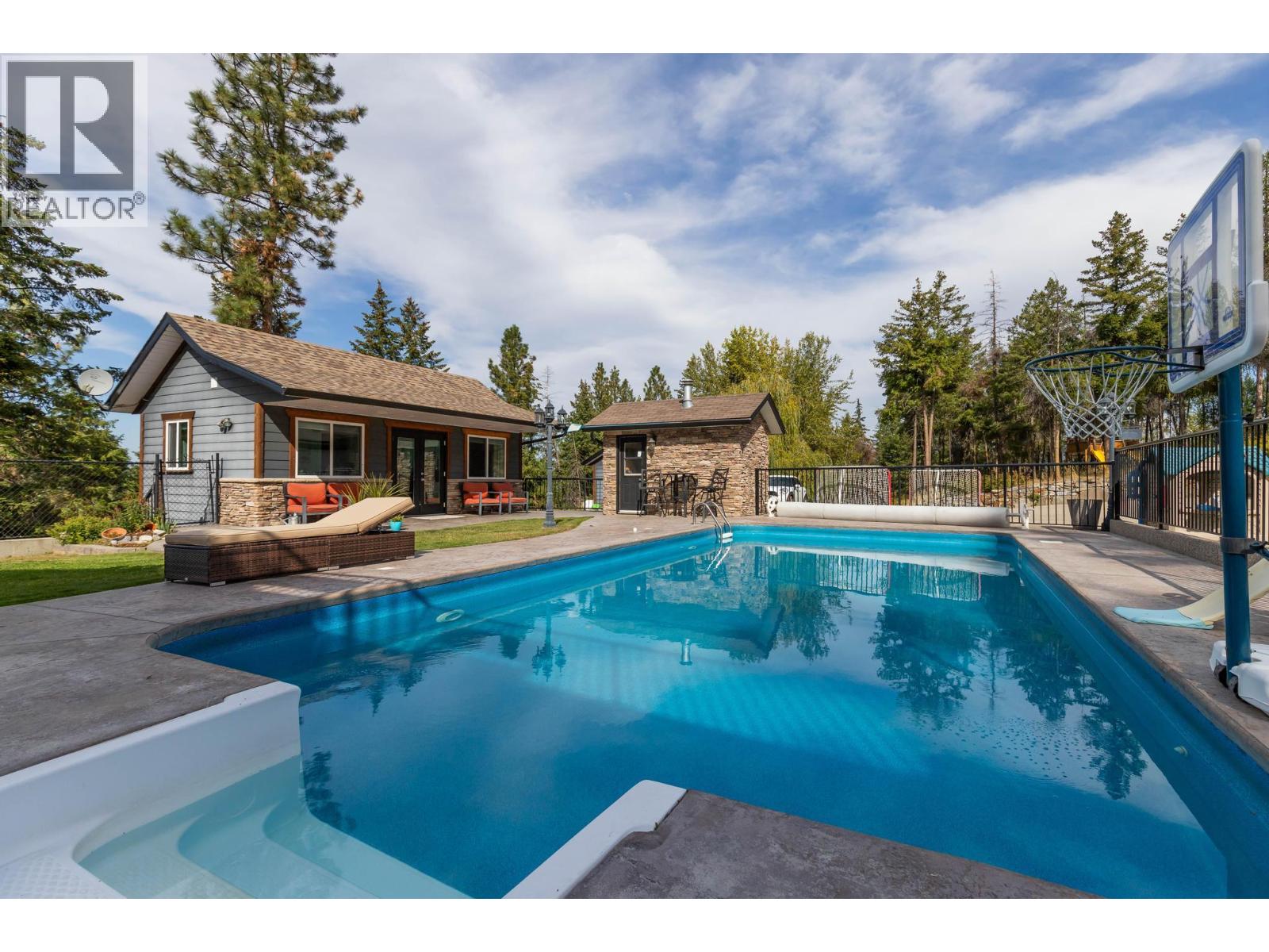  4444 June Springs Road, Kelowna