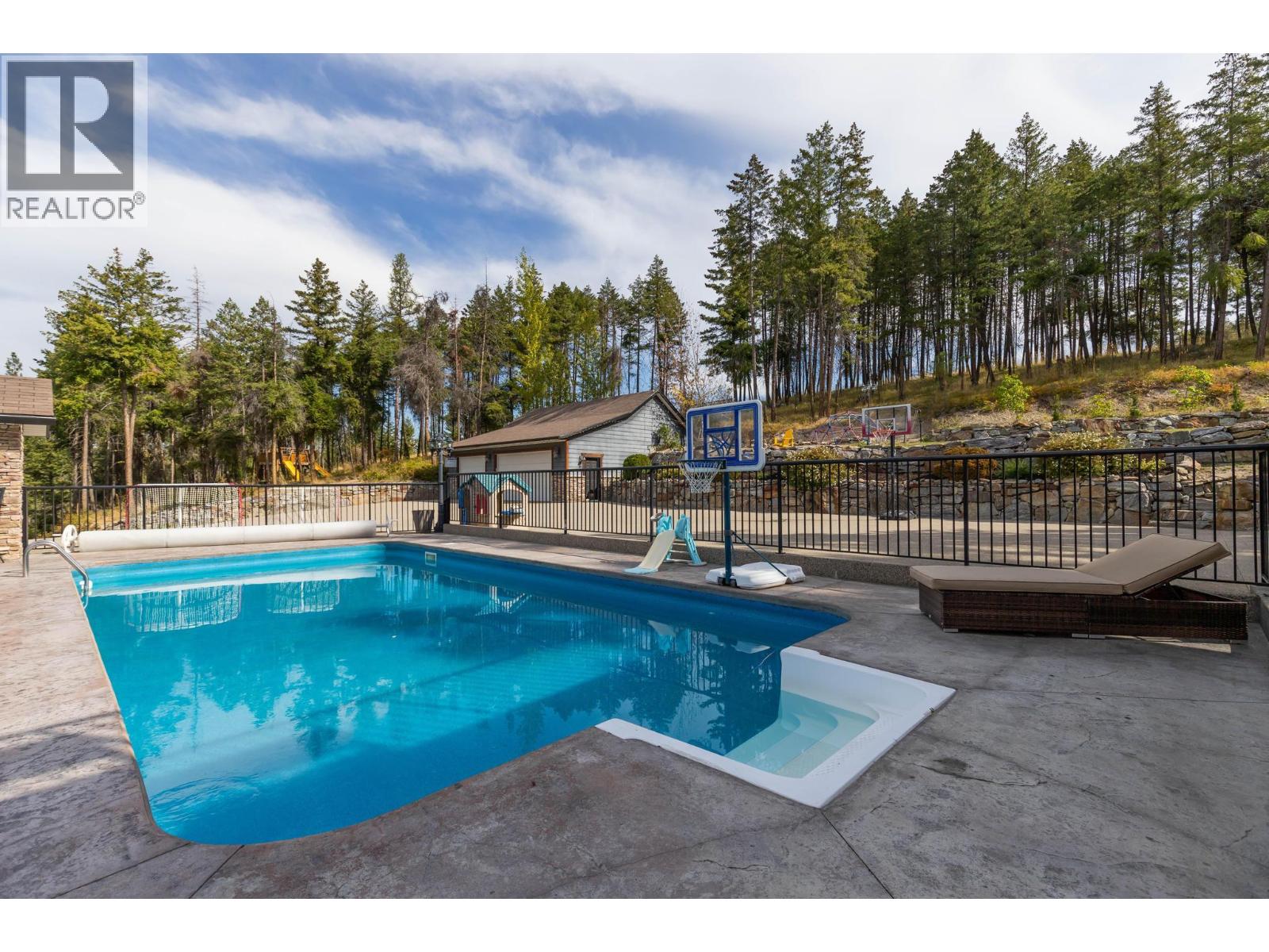  4444 June Springs Road, Kelowna