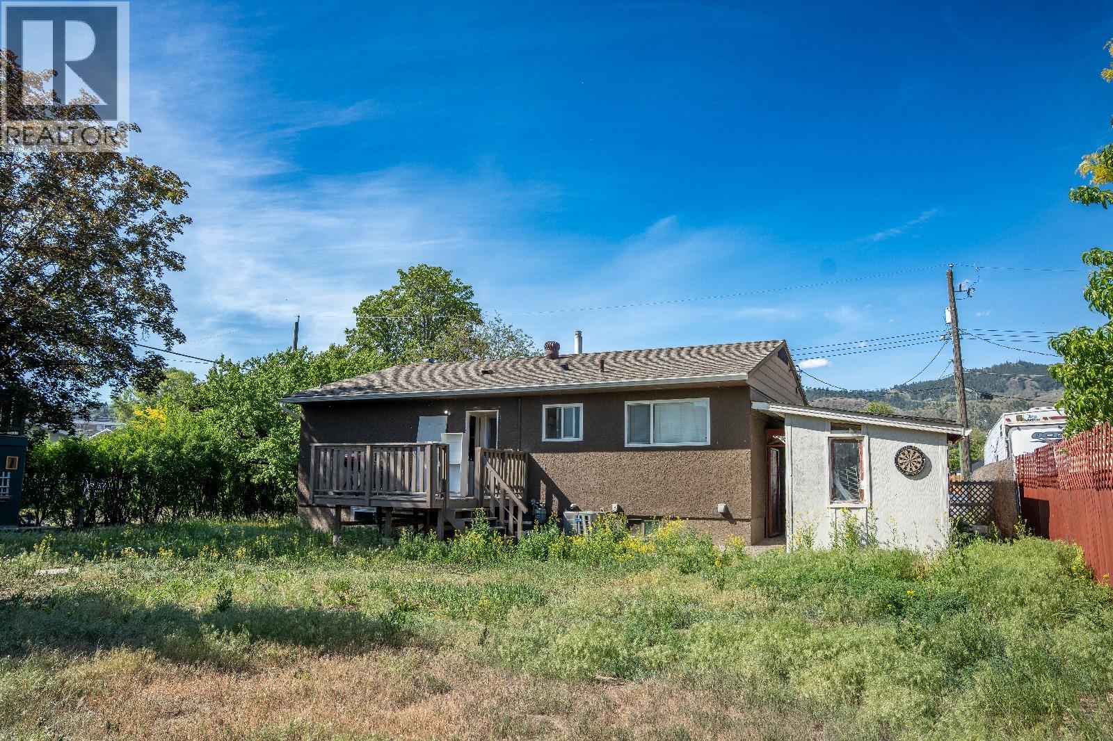402 MULBERRY Avenue, Kamloops