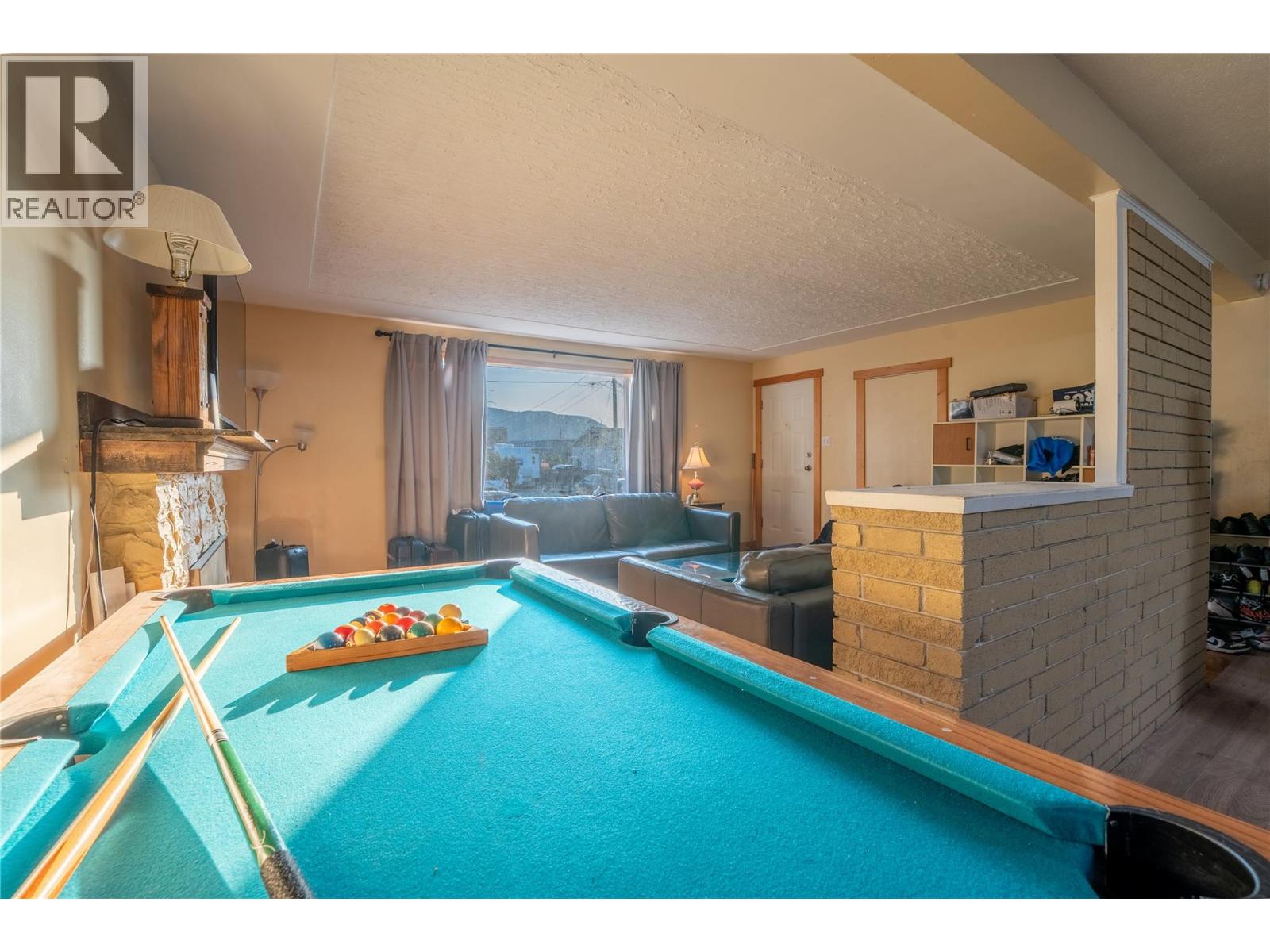 402 MULBERRY Avenue, Kamloops