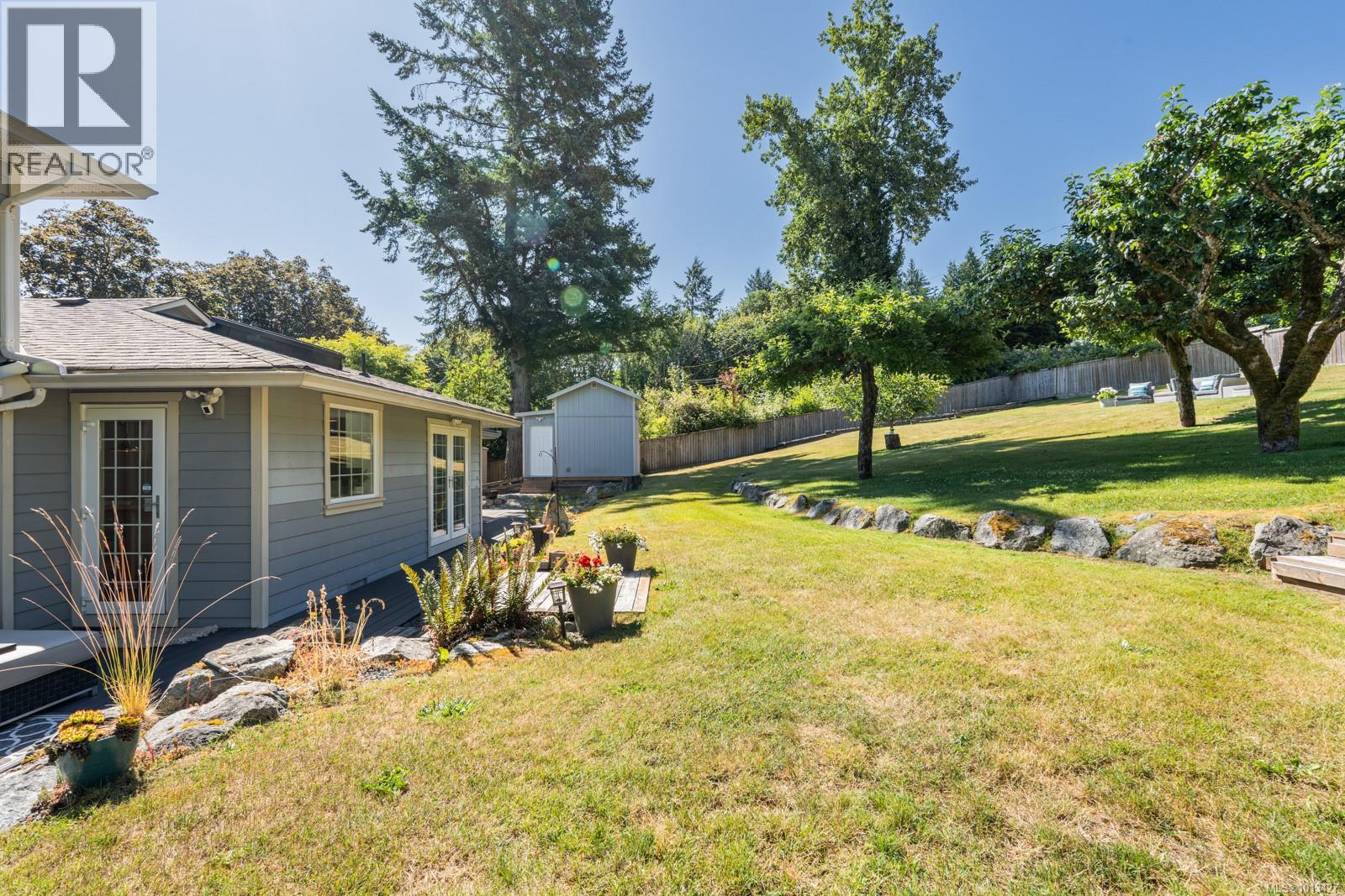 2618 Mill Bay Rd, Mill Bay