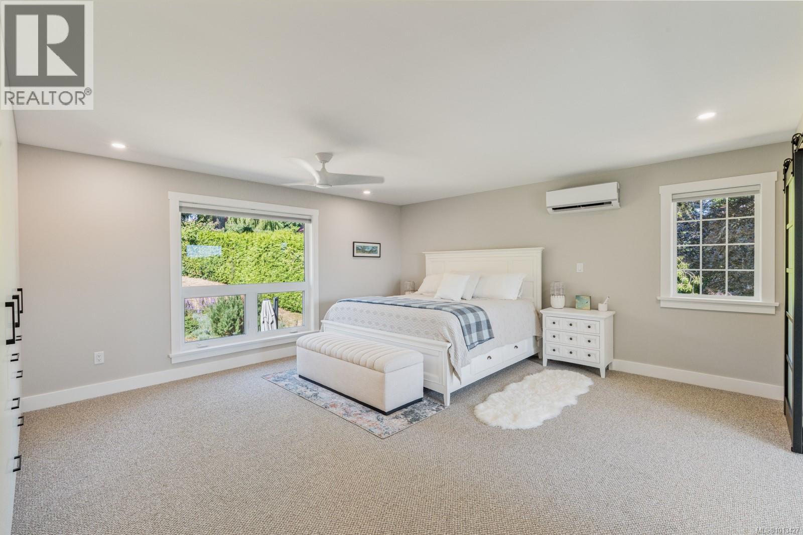 2618 Mill Bay Rd, Mill Bay