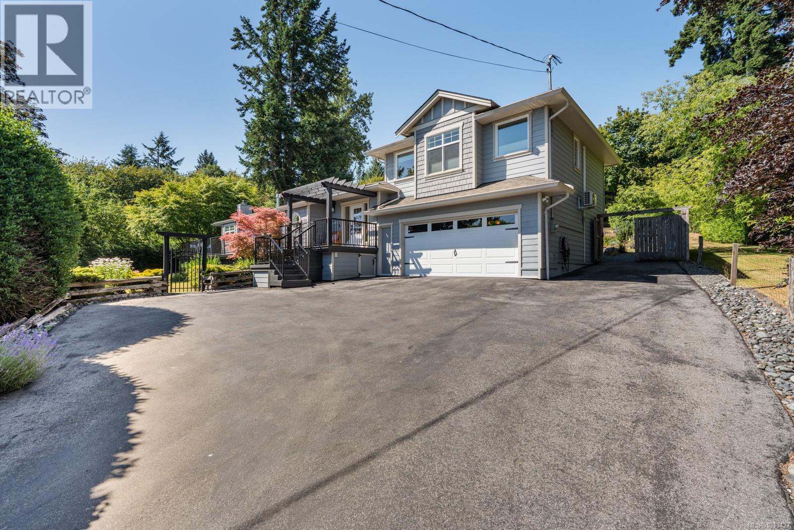 2618 Mill Bay Rd, Mill Bay
